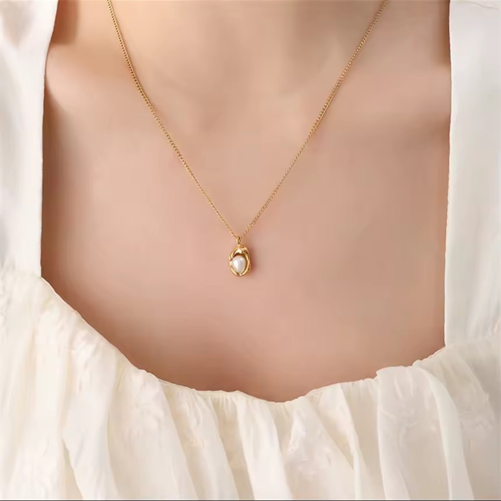 Pearl Necklace 18K Gold Stainless Steel Retro
Stainless Steel Necklace - Picture 1 of 10
